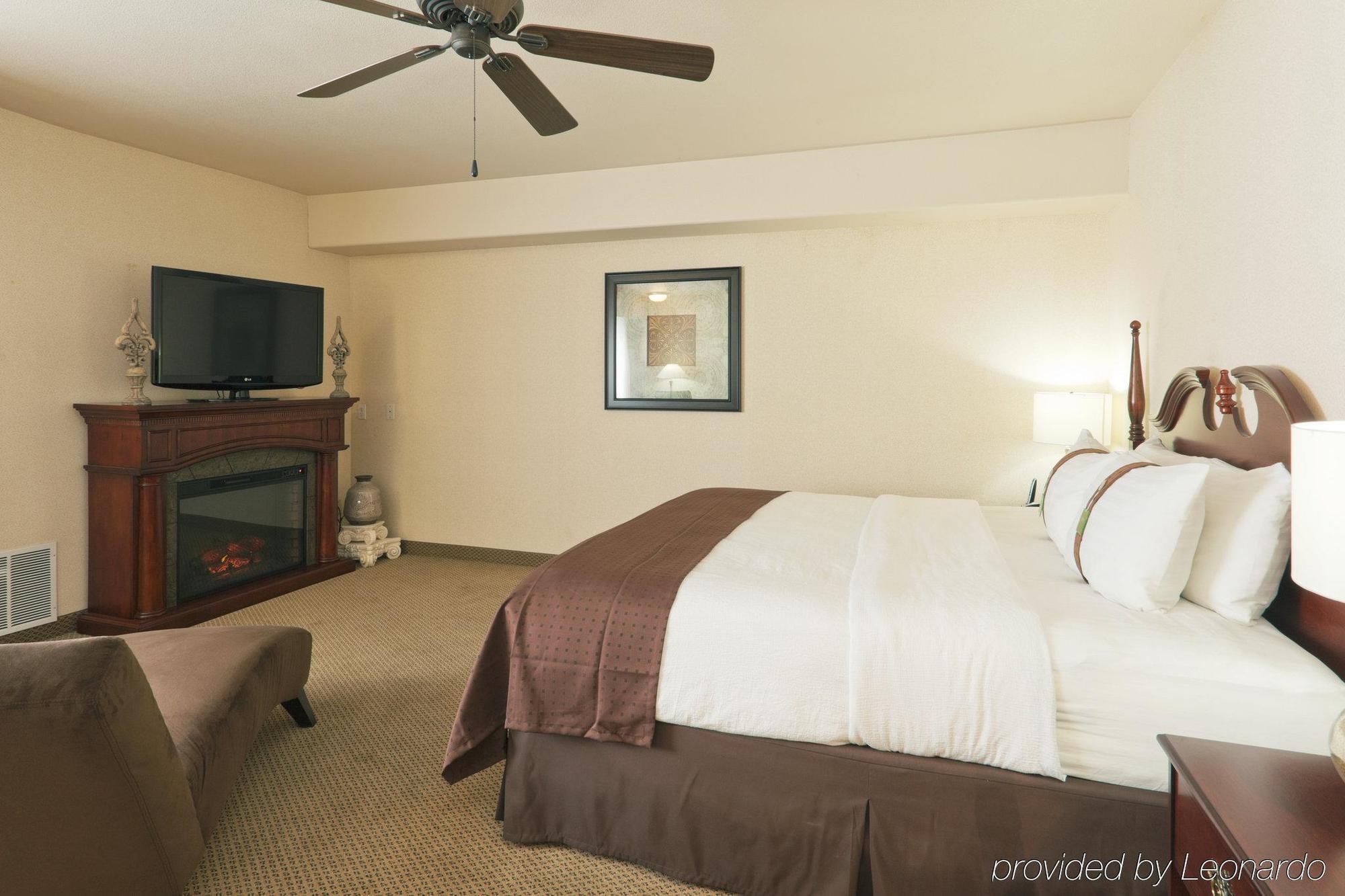 Holiday Inn Selma - Swancourt Εξωτερικό φωτογραφία