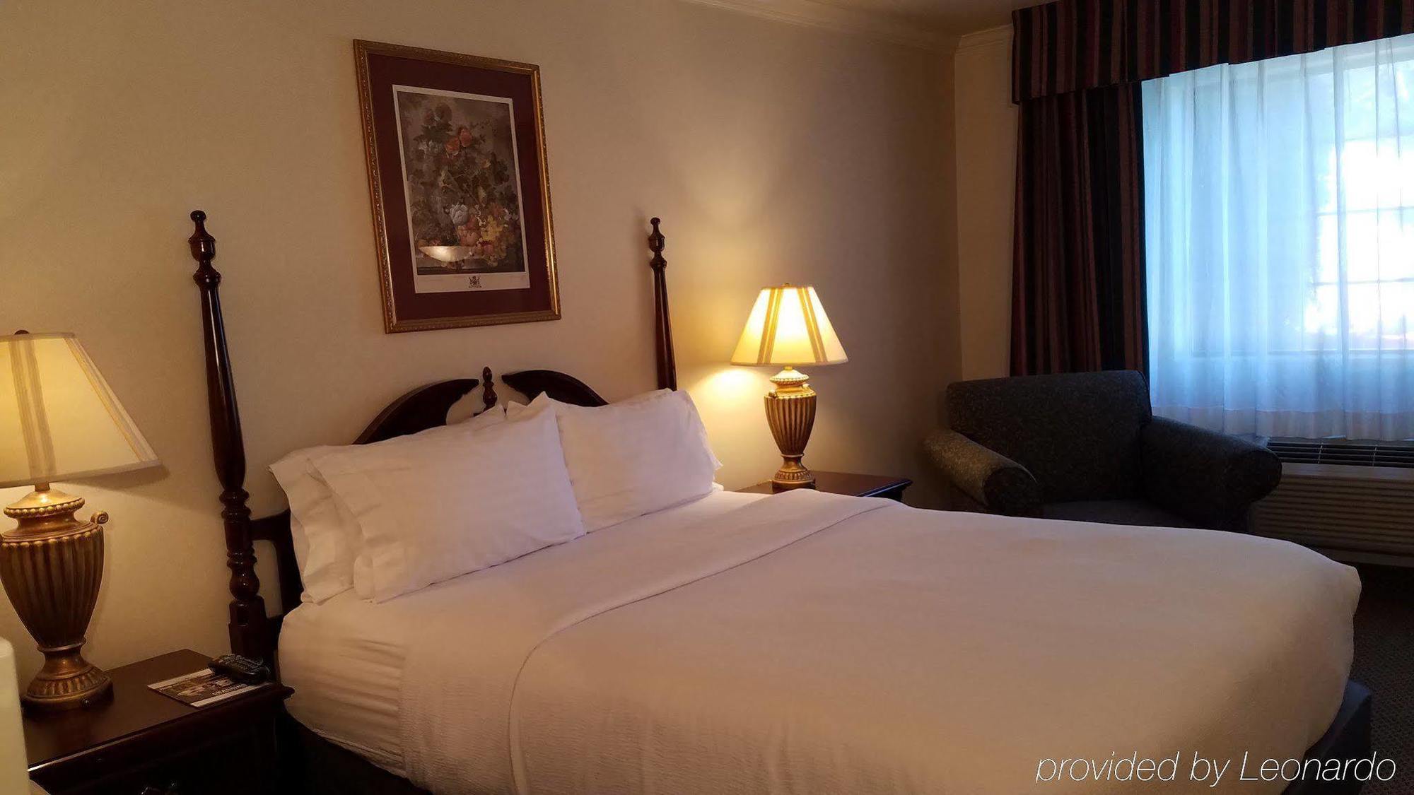 Holiday Inn Selma - Swancourt Εξωτερικό φωτογραφία