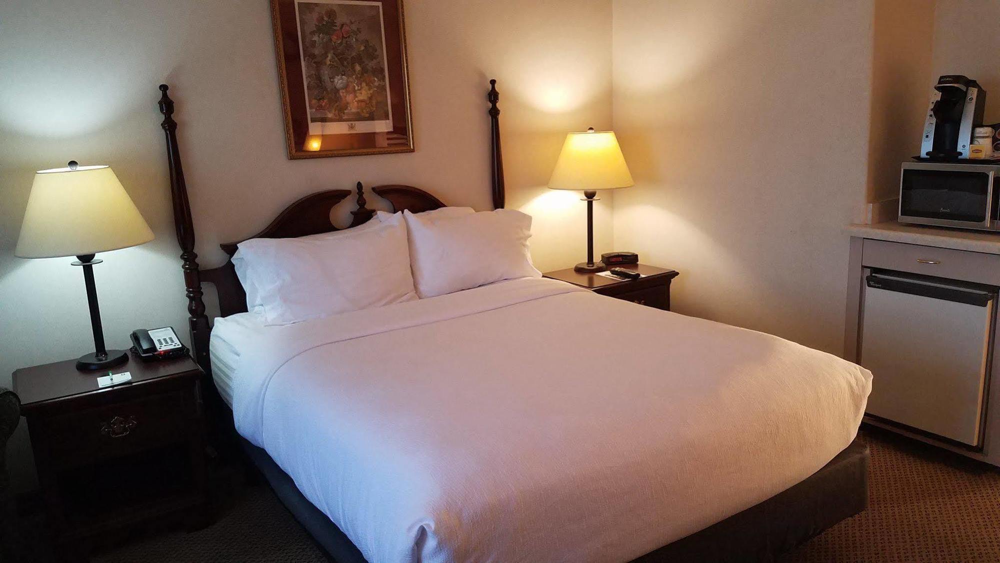 Holiday Inn Selma - Swancourt Εξωτερικό φωτογραφία
