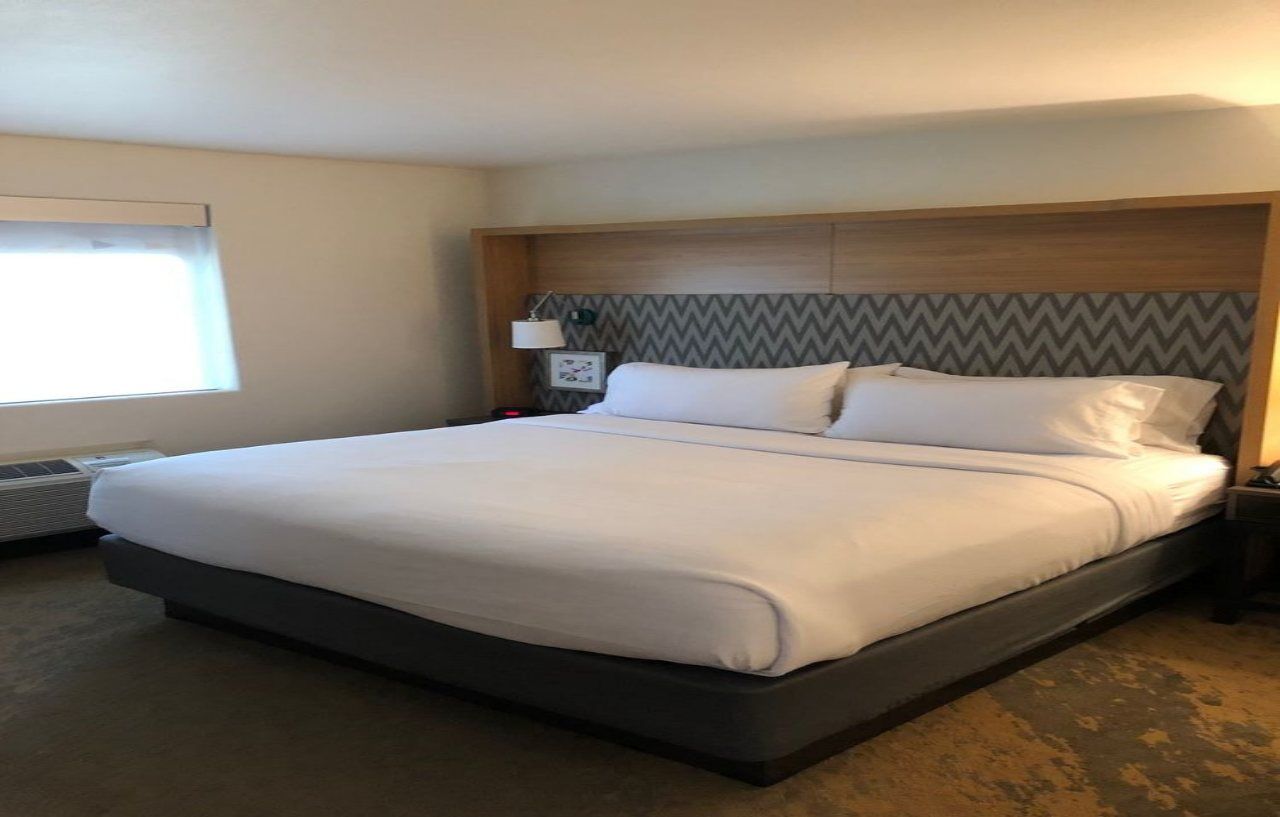 Holiday Inn Selma - Swancourt Εξωτερικό φωτογραφία